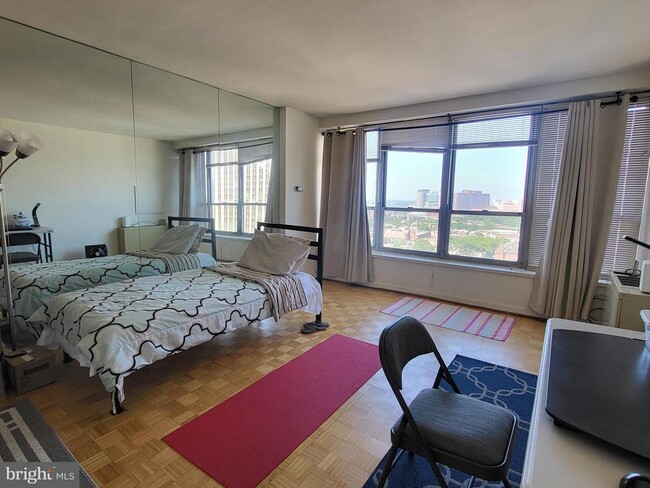 property at 224-30 W Rittenhouse Square