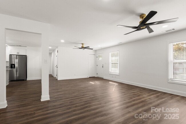 815 Sharon Dr in Waxhaw, NC - Building Photo - Building Photo