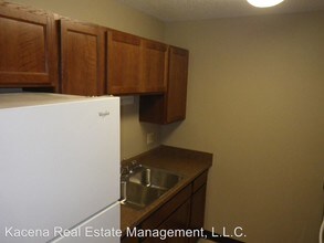 934 23rd Ave Pl in Coralville, IA - Building Photo - Building Photo