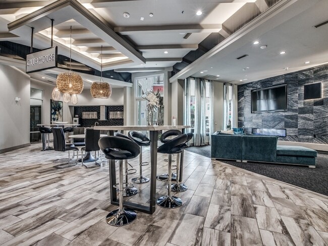 Capitol at Stonebriar