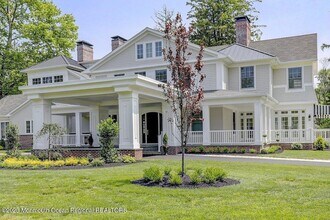 489 Sycamore Ave in Shrewsbury, NJ - Building Photo - Building Photo