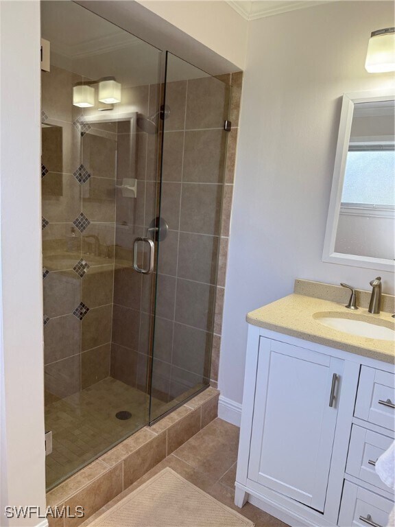 property at 1927 Crayton Rd