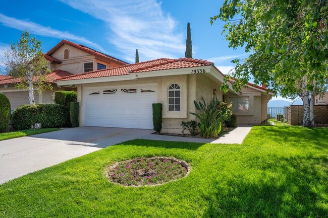 19336 Old Friend Rd in Santa Clarita, CA - Building Photo - Building Photo