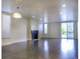 4374 Troost Ave in Studio City, CA - Building Photo - Interior Photo