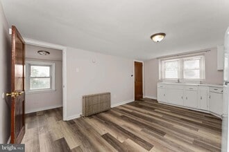 36 N Trooper Rd in Eagleville, PA - Building Photo - Building Photo