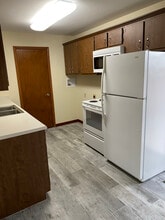 4523 Croftshire Dr in Kettering, OH - Foto de edificio - Building Photo
