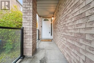 2988 Gulfstream Way in Mississauga, ON - Building Photo - Building Photo