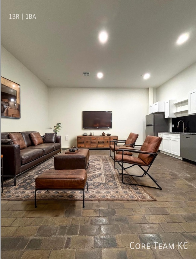 property at 3100 Gillham Plaza