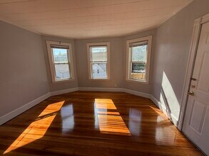 70 Forest St in Attleboro, MA - Building Photo - Building Photo