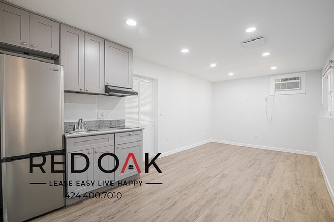 3945.5 Lowell Ave, Unit 3945.5 in Los Angeles, CA - Foto de edificio - Building Photo