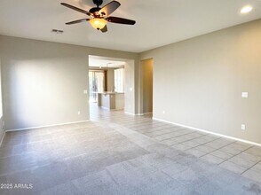 2737 W Wayne Ln in Anthem, AZ - Building Photo - Building Photo