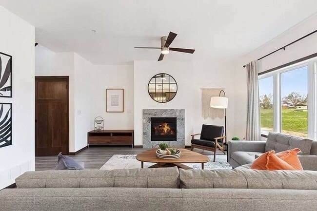 22060 Brenly Wy in Rogers, MN - Building Photo - Building Photo