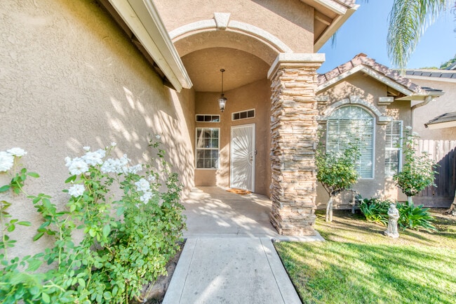 10272 N Whitney Ave in Fresno, CA - Building Photo - Building Photo