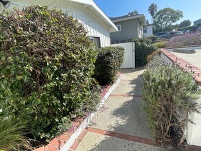 855 Cornish Dr in Encinitas, CA - Building Photo - Building Photo