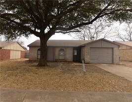 556 Hanover Dr in Allen, TX - Building Photo