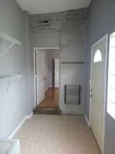 531 N Ashland Ave, Unit 2 in Chicago, IL - Building Photo - Building Photo