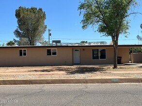 1421 11th St in Douglas, AZ - Building Photo - Building Photo