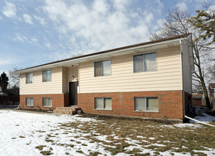 1044 S York Rd in Bensenville, IL - Building Photo - Building Photo