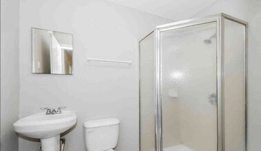 9043 9th Ave in Jacksonville, FL - Building Photo - Building Photo