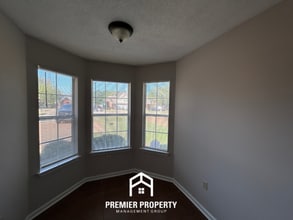 7845 Shadowland Dr in Memphis, TN - Building Photo - Building Photo