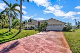 4503 Paleo Pines Cir in Fort Pierce, FL - Building Photo