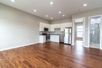 20 Europa Way in Martinsburg, WV - Building Photo - Building Photo