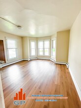 396 N Main St, Unit 3 in Barre, VT - Building Photo - Building Photo