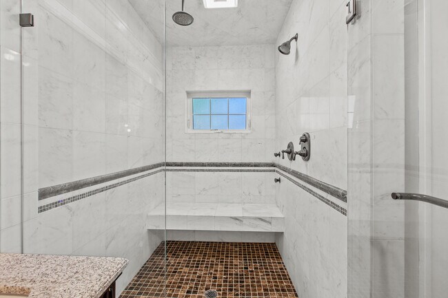 property at 822 E Young Ave