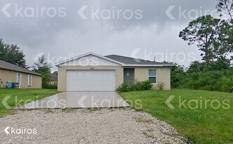 8035 100th Ave in Vero Beach, FL - Building Photo