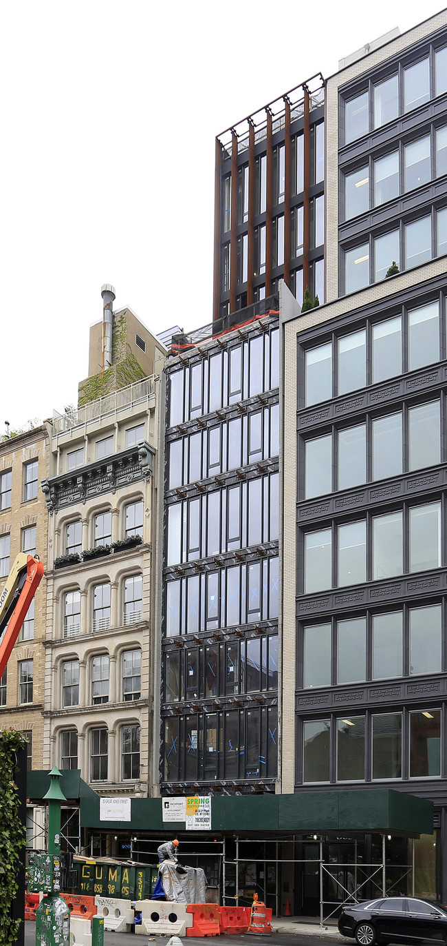 25 Great Jones St in New York, NY - Building Photo - Building Photo