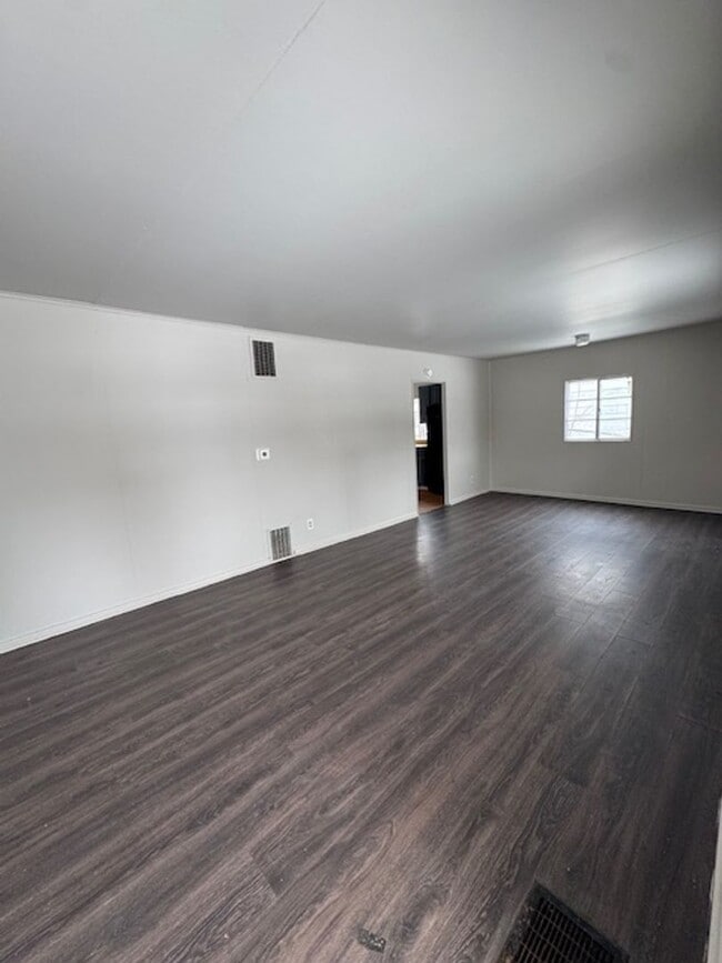 4325 Warsaw St in Fort Wayne, IN - Building Photo - Building Photo