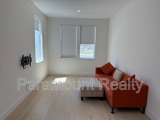 17306 Canutes Ct in Lathrop, CA - Building Photo - Building Photo