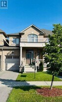 3422 Stoney Crescent in Mississauga, ON - Building Photo