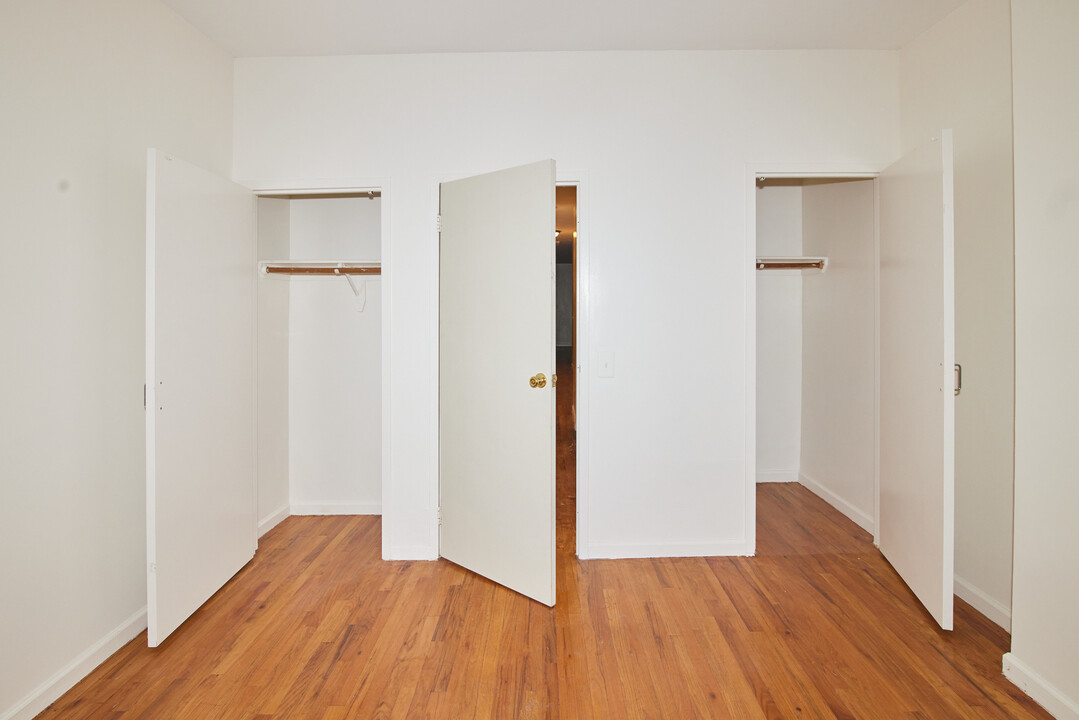 450 Madison St in Brooklyn, NY - Building Photo