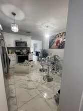 55-W55 W 55th St in Hialeah, FL - Building Photo - Building Photo