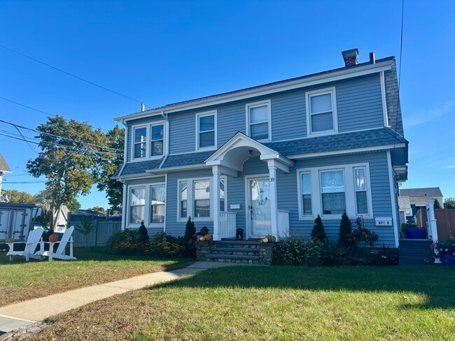 property at 39 Cove Ave