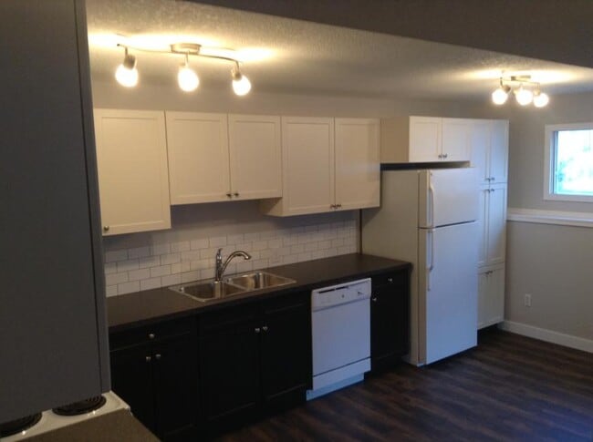 7642 97a St in Grande Prairie, AB - Building Photo - Building Photo