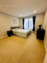 7226 Shelter Creek Ln, Unit Shelter in San Bruno, CA - Building Photo - Building Photo
