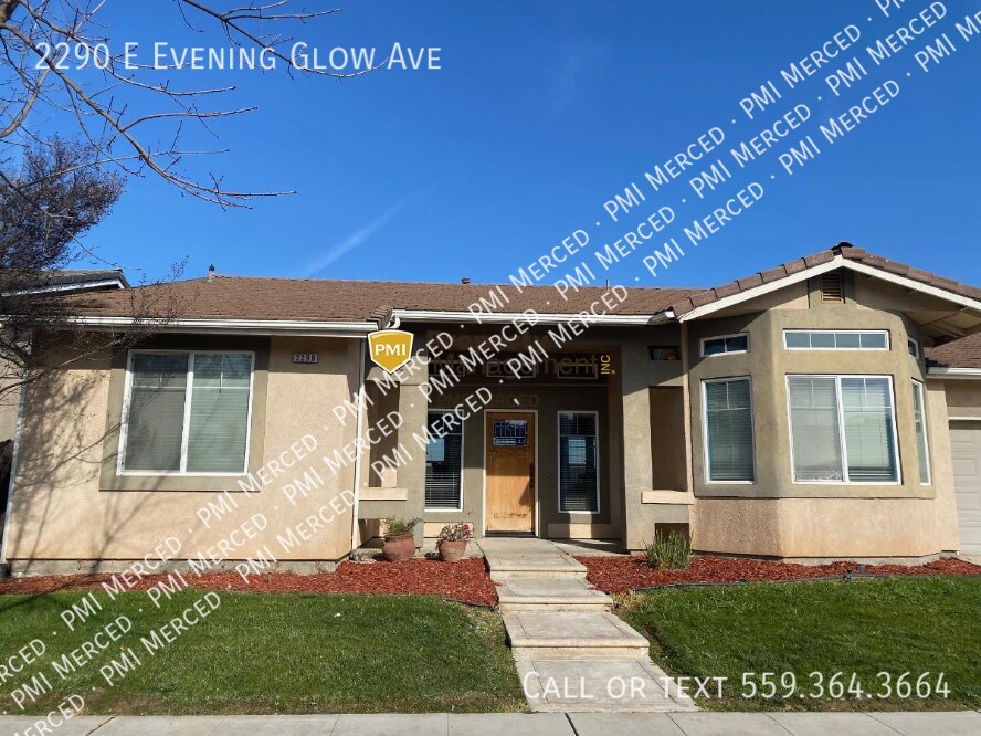 2290 E Evening Glow Ave in Reedley, CA - Building Photo