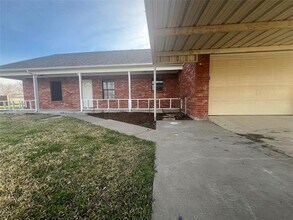 6665 Co Rd 4097 in Kaufman, TX - Building Photo - Building Photo