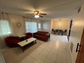 4988 Sable Pine Cir in West Palm Beach, FL - Building Photo - Building Photo
