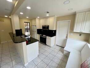 6039 Carolina Cir in Stockton, CA - Building Photo - Building Photo