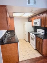 77 N Michigan Ave, Unit 3 in Pasadena, CA - Foto de edificio - Building Photo