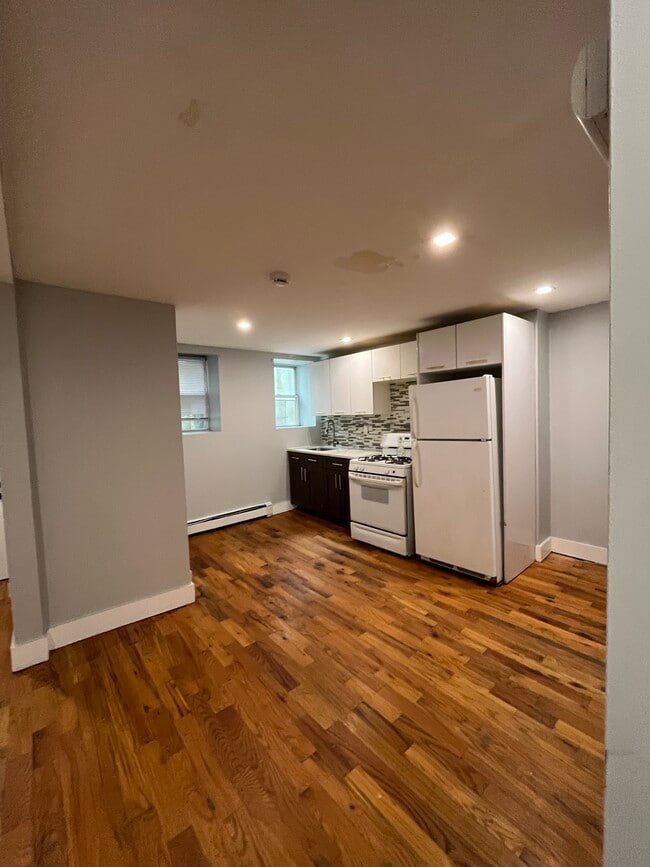 149 Van Horne St in Jersey City, NJ - Building Photo - Building Photo