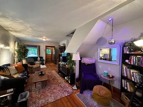 714 W Lovell St in Kalamazoo, MI - Building Photo - Building Photo
