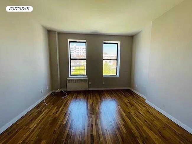 414 E 119th St in New York, NY - Building Photo - Building Photo