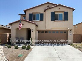 28864 Camaro Dr in Winchester, CA - Building Photo