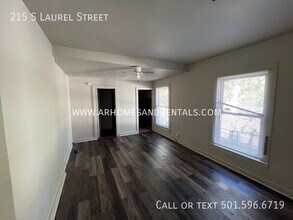 215 S Laurel St in North Little Rock, AR - Foto de edificio - Building Photo