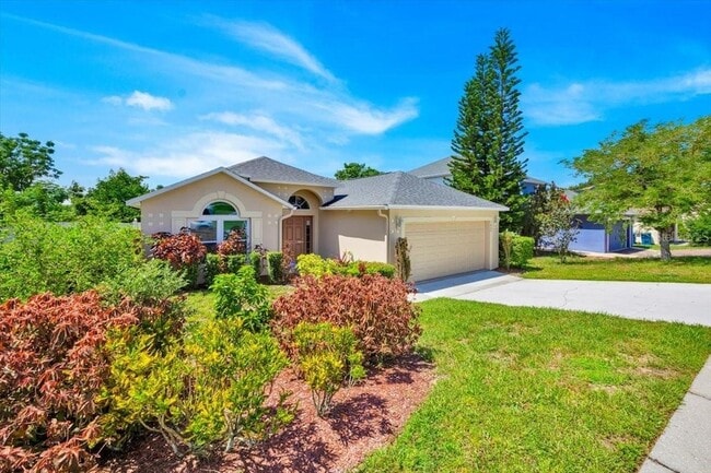1065 Ronlin St in Haines City, FL - Building Photo - Building Photo