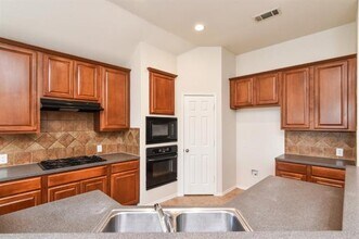 2443 Falcon Point Dr in Frisco, TX - Building Photo - Building Photo